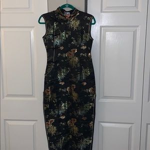 Cheongsam (Chinese Dress)